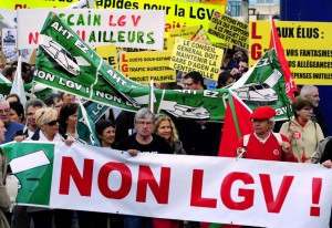 MANIF ANTI  TGV  LGV  A NERAC